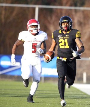 Bowie State Tops West Alabama to Advance in NCAA Region 2 Playoffs ...