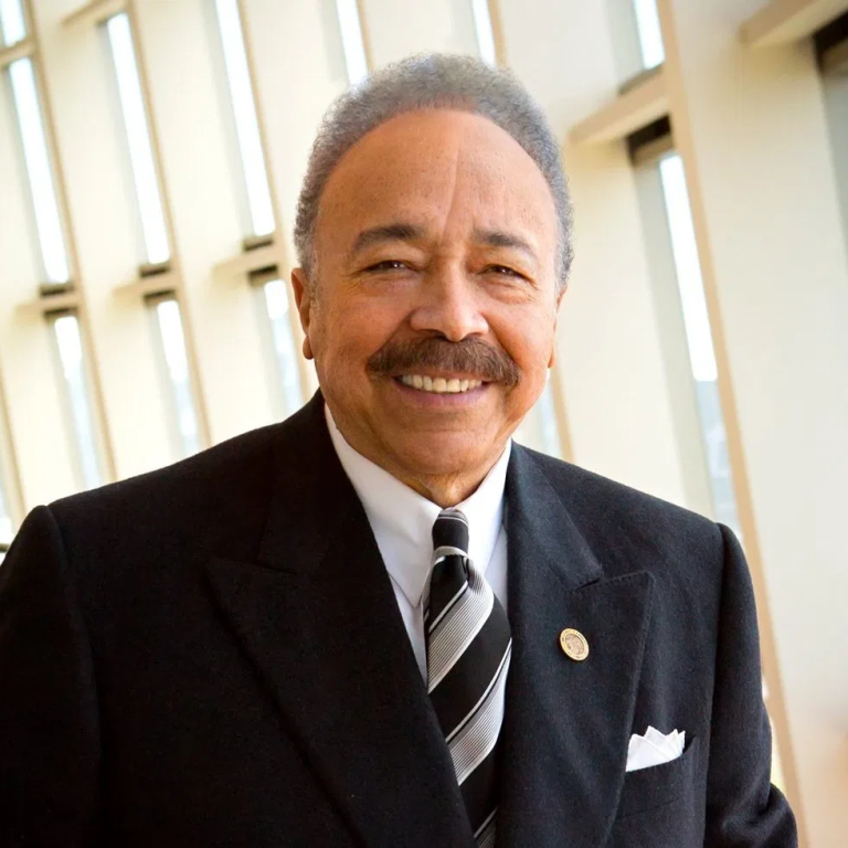Hampton President Dr. William R. Harvey Gives College Students Tips In New Book