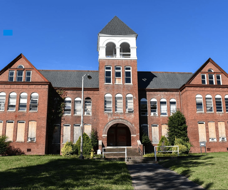 Knoxville College on Track for Reaccreditation