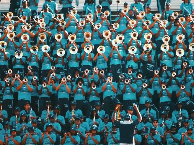 Jackson State Bands Kehlani Folded Performance Goes Viral Jackson State Bands Kehlani Folded Performance Goes Viral