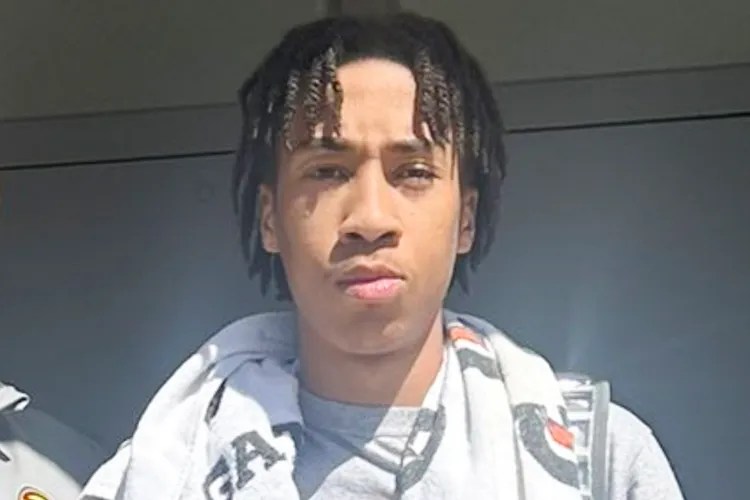 Andre Bell 011226 570cb4db0e264f3291593f07d10fe2d9