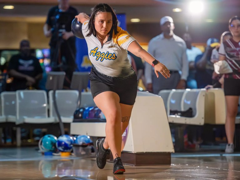 032226 BOWLING MEAC CHAMPIONS JULIANA SAMS 02 032226 BOWLING MEAC CHAMPIONS JULIANA SAMS 02