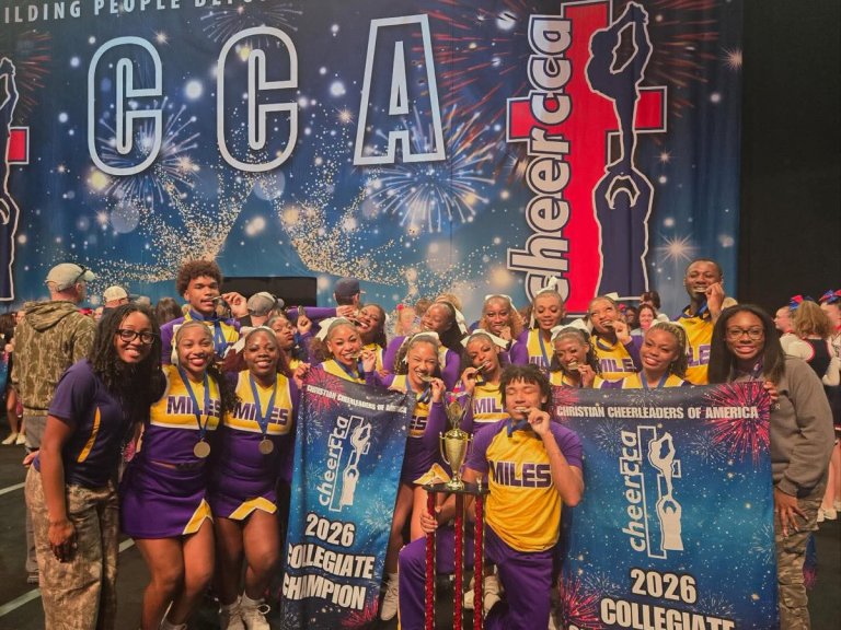 HC8Gy75W8AAK8lY HC8Gy75W8AAK8lY