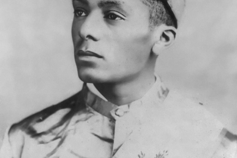 Isaac Murphy to Today: Celebrating the Legacy of Black Jockeys Who Defined American Horse Racing History 