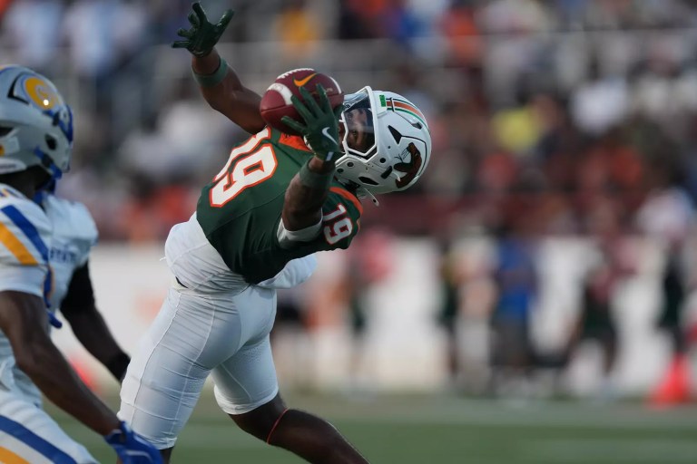 Rattlers Overwhelm the Trenches in Gray’s Emotional Homecoming Win