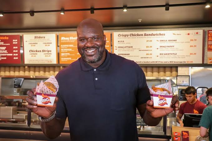 Shaq Just Brought Big Chicken to His Guy Mo Williams’ Campus