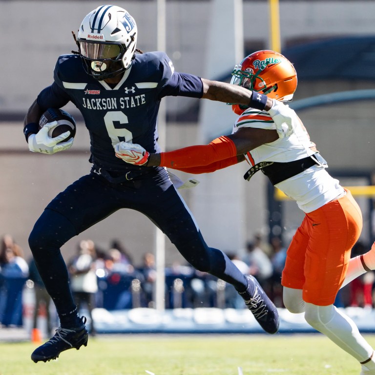 Jackson State Forces Five Turnovers, Rallies Past FAMU 27-17 at Homecoming