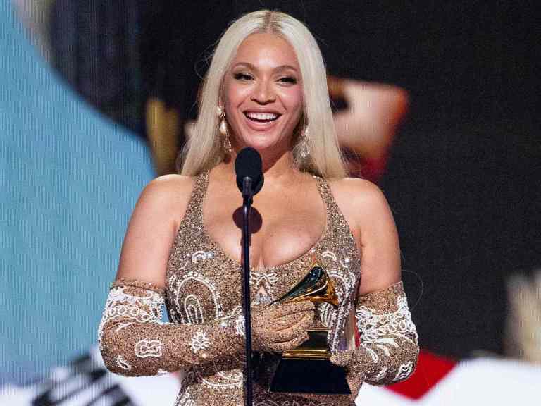 Beyonce Aoty 67th Grammy Award 2025 020325 9e19702f52b84fec8a888dcc95de5ab6 Beyonce Aoty 67th Grammy Award 2025 020325 9e19702f52b84fec8a888dcc95de5ab6